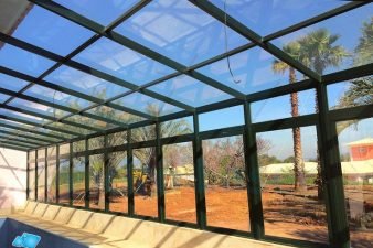 Coberturas de Vidro de Segurança e Estrutura Metálica (1)